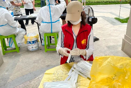 菏泽市美术馆志愿者团队助力疫情防控