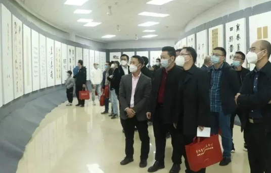 “笔歌盛世 善美艺行”——汕尾市城区首届书法作品展开幕