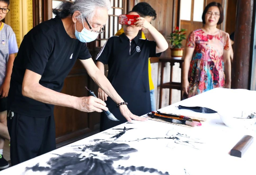 象山县政协书画院举办“庆七一 迎亚运”书画名家笔会